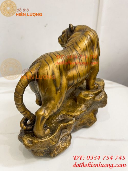 Tượng Hổ Đứng Vách Đá Bằng Đồng Hun Dài 22cm