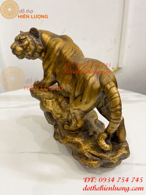 Tượng Hổ Đứng Vách Đá Bằng Đồng Hun Dài 22cm