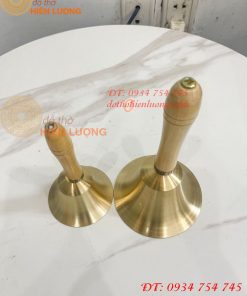 Chuông Lắc Cầm Tay Cán Gỗ Bằng Đồng