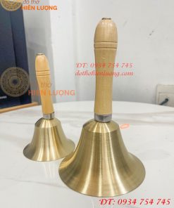 Chuông Lắc Cầm Tay Cán Gỗ Bằng Đồng