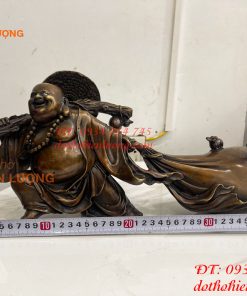 Tượng Di Lặc Kéo Bao Tài Lộc Bằng Đồng Dài 42cm