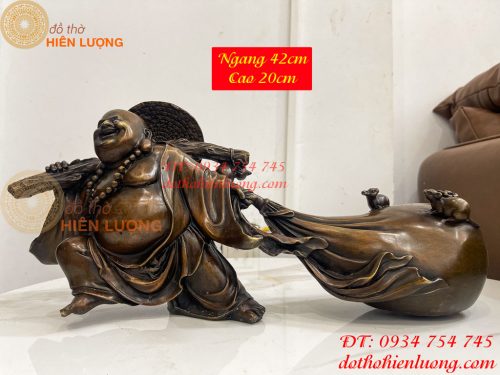 Tượng Di Lặc Kéo Bao Tài Lộc Bằng Đồng Dài 42cm