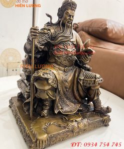 Tượng Quan Công Ngồi Ghế Hổ Đọc Sách Cao 30cm