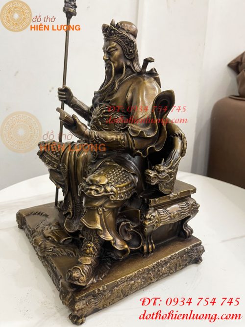 Tượng Quan Công Ngồi Ghế Hổ Đọc Sách Cao 30cm