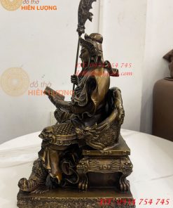 Tượng Quan Công Ngồi Ghế Hổ Đọc Sách Cao 30cm