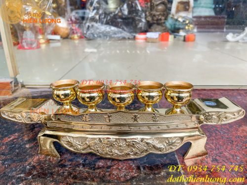 Bộ Ngai 5 Chén Rượu Bằng Đồng Thờ Cúng