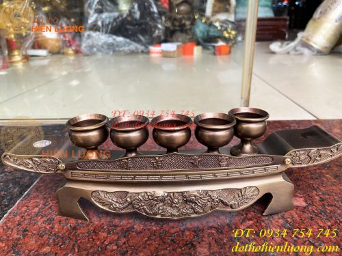 Bộ Ngai 5 Chén Rượu Bằng Đồng Thờ Cúng