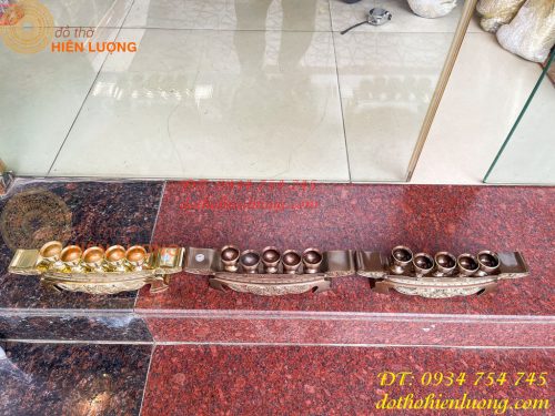 Bộ Ngai 5 Chén Rượu Bằng Đồng Thờ Cúng