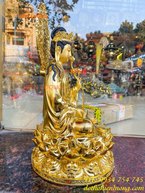 Tượng Bồ Tát Thế Chí Cao 45cm Bằng Đồng Dát Vàng Vẽ Diện