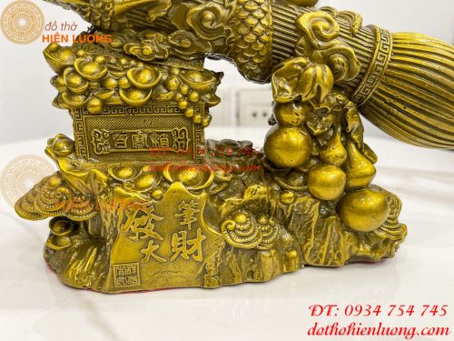 Biểu trưng bút thư pháp hoa văn rồng cuộn bằng đồng dài 30cm