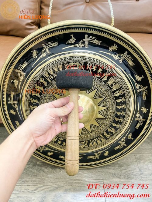 Cồng chiêng Tây nguyên họa tiết hoa văn trống đồng đk 60cm, nặng 8,3kg
