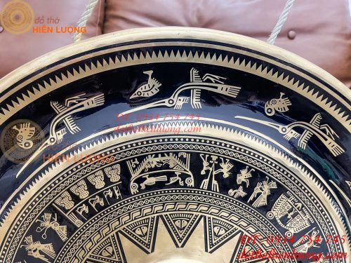 Cồng chiêng Tây nguyên họa tiết hoa văn trống đồng đk 60cm, nặng 8,3kg