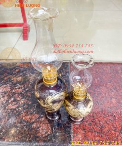 Đèn dầu bằng đồng thổi từ vỏ cát tút chạm rồng phượng