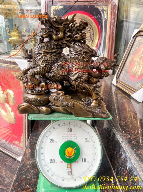 Đôi Hỏa Kỳ Lân Bằng Đồng Ôm Hũ Vàng Và Hồ Lô Cao 30cm