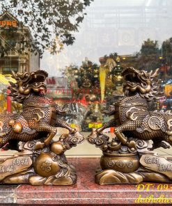 Đôi Hỏa Kỳ Lân Bằng Đồng Ôm Hũ Vàng Và Hồ Lô Cao 30cm