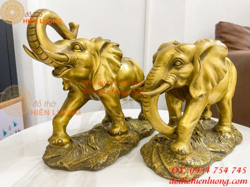 Đôi Voi Rừng Bằng Đồng Phong Thủy Ngang 28cm Cao 24cm