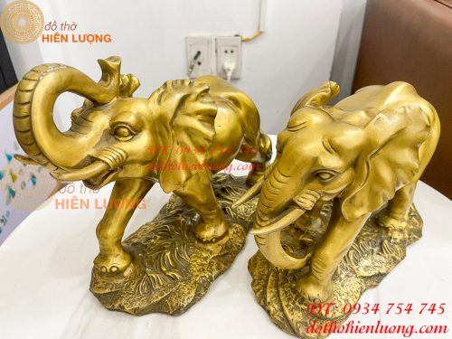 Đôi Voi Rừng Bằng Đồng Phong Thủy Ngang 28cm Cao 24cm
