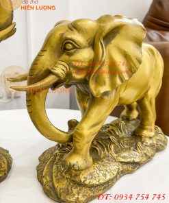 Đôi Voi Rừng Bằng Đồng Phong Thủy Ngang 28cm Cao 24cm