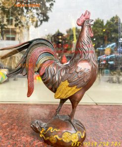Tượng Gà Trống Bằng Đồng Vẽ Màu Ngũ Sắc Đứng Bao Tiền Cao 30cm
