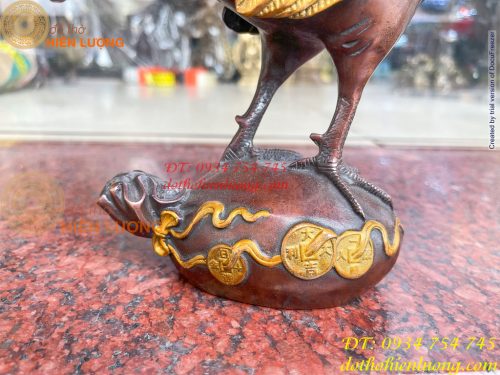 Tượng Gà Trống Bằng Đồng Vẽ Màu Ngũ Sắc Đứng Bao Tiền Cao 30cm