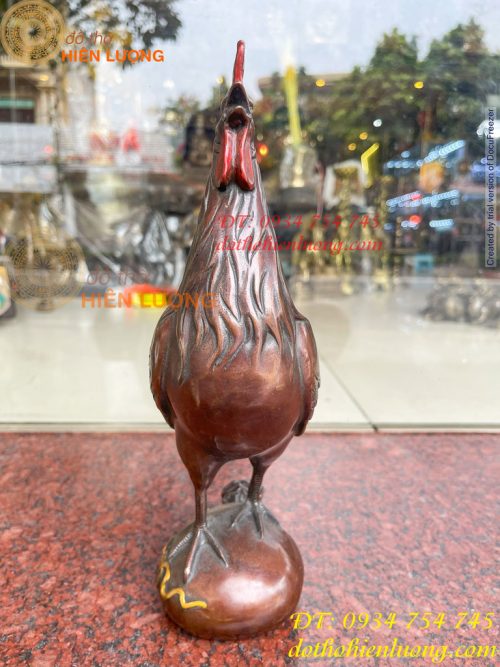Tượng Gà Trống Bằng Đồng Vẽ Màu Ngũ Sắc Đứng Bao Tiền Cao 30cm