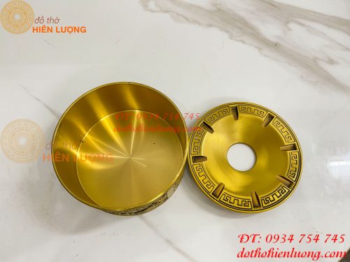 Gạt tàn thuận buồm xuôi gió bằng đồng cao 6cm để phòng khách