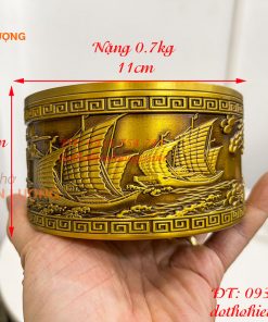 Gạt tàn thuận buồm xuôi gió bằng đồng cao 6cm để phòng khách