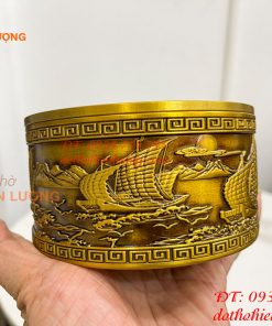 Gạt tàn thuận buồm xuôi gió bằng đồng cao 6cm để phòng khách