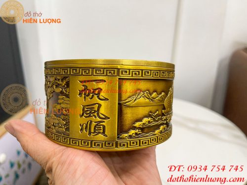 Gạt tàn thuận buồm xuôi gió bằng đồng cao 6cm để phòng khách