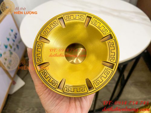 Gạt tàn thuận buồm xuôi gió bằng đồng cao 6cm để phòng khách