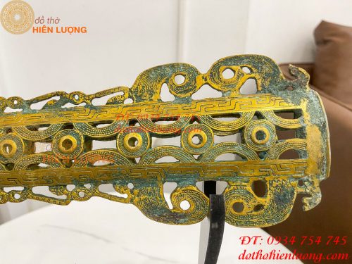 Kiếm Đồng Màu Xanh Giả Cổ Có Vỏ, Chuôi Kiếm Hình Người Dài 63cm