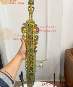 Kiếm Đồng Màu Xanh Giả Cổ Có Vỏ, Chuôi Kiếm Hình Người Dài 63cm