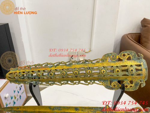 Kiếm Đồng Màu Xanh Giả Cổ Có Vỏ, Chuôi Kiếm Hình Người Dài 63cm