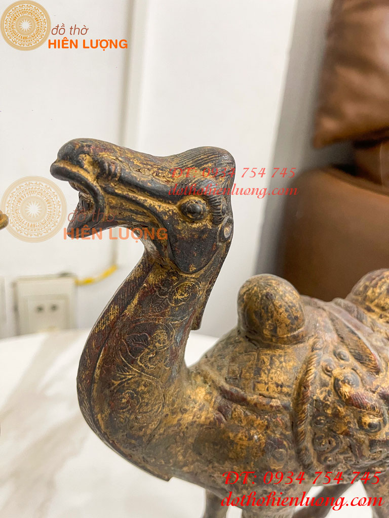 Tượng lạc đà bằng đồng cao 23cm và 25cm