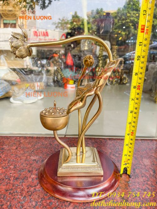 Lư xông trầm hoa sen bằng đồng đúc cao 30cm