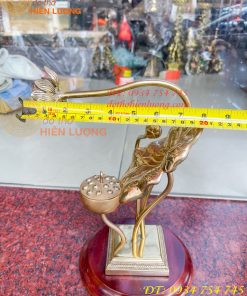 Lư xông trầm hoa sen bằng đồng đúc cao 30cm