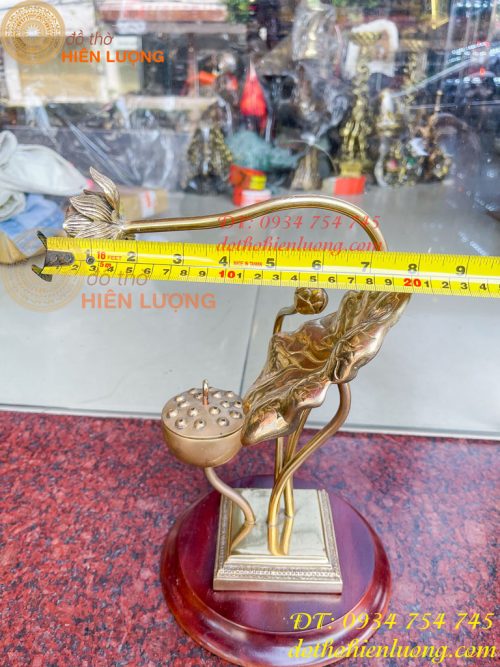 Lư xông trầm hoa sen bằng đồng đúc cao 30cm