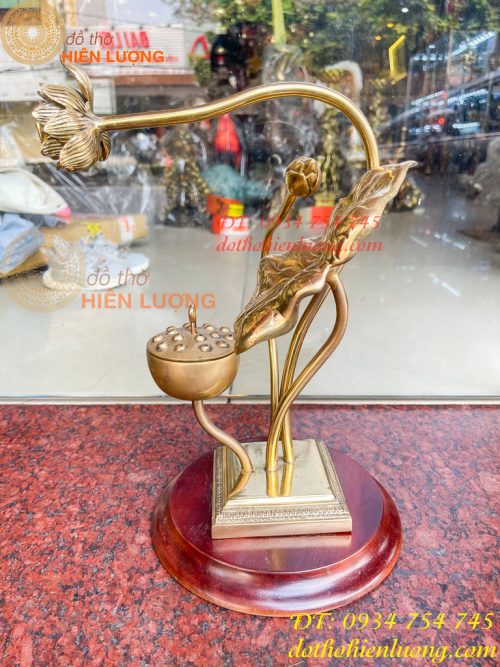 Lư xông trầm hoa sen bằng đồng đúc cao 30cm