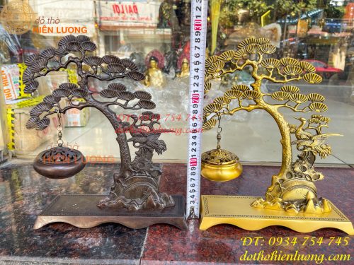 Lư xông trầm treo cây tùng hạc bằng đồng cao 29cm