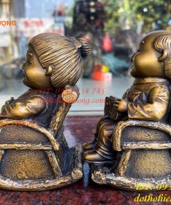 Đôi Tượng Ông Bà Hạnh Phúc Bằng Đồng (DxRxC: 10x7x14cm)