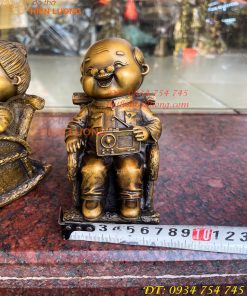 Đôi Tượng Ông Bà Hạnh Phúc Bằng Đồng (DxRxC: 10x7x14cm)