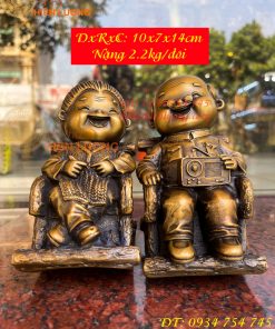 Đôi Tượng Ông Bà Hạnh Phúc Bằng Đồng (DxRxC: 10x7x14cm)