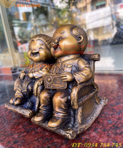 Đôi Tượng Ông Bà Hạnh Phúc Bằng Đồng (DxRxC: 10x7x14cm)