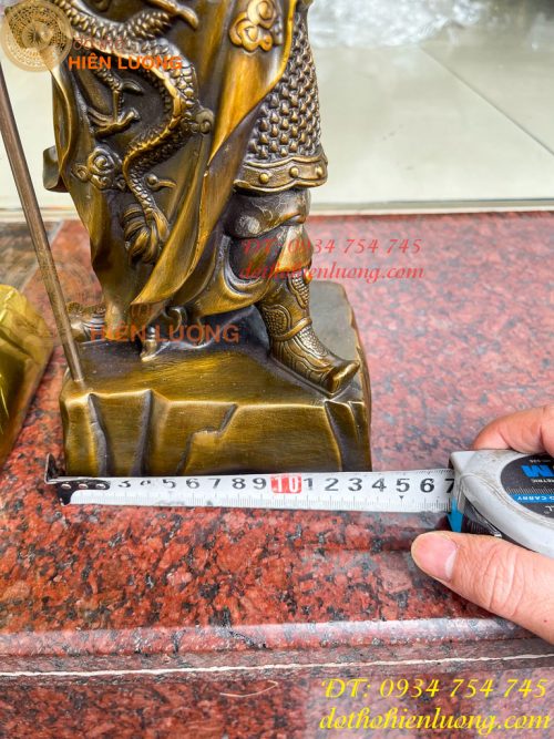 Tượng Quan Công Cao 35cm Bằng Đồng Đứng Trấn Ải Nặng 5kg