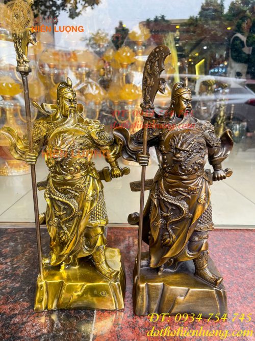 Tượng Quan Công Cao 35cm Bằng Đồng Đứng Trấn Ải Nặng 5kg