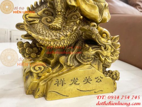 Tượng quan công đứng rồng bằng đồng (DxRxC 18x12x34cm)