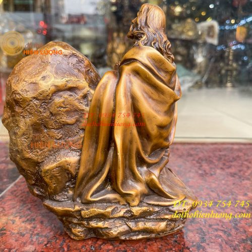 Tượng chúa cầu nguyện bằng đồng hun cao 20cm
