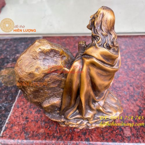 Tượng chúa cầu nguyện bằng đồng hun cao 20cm