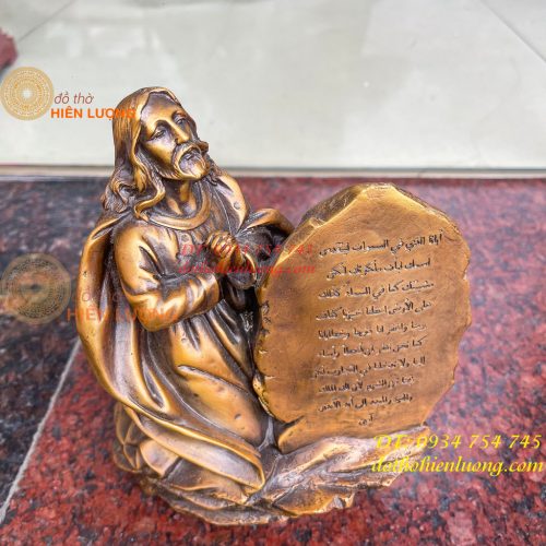Tượng chúa cầu nguyện bằng đồng hun cao 20cm