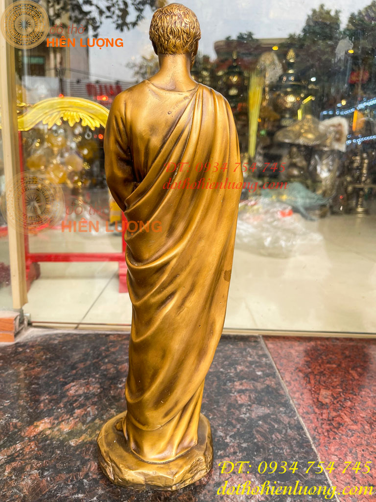 Tượng Đức Cha Cầm Hoa Huệ Bằng Đồng Cao 40cm
